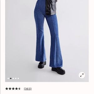 Free People Slim Pull-On Velvet Flare Pants large